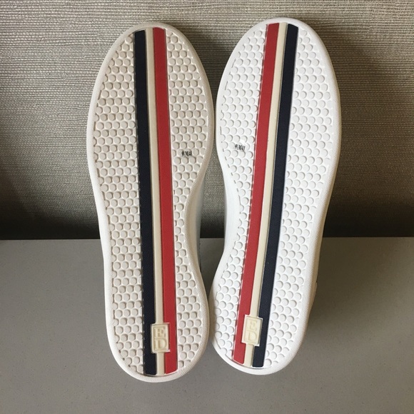 ED Ellen Degeneres ‘Costella’ Sneaker - Picture 6 of 7